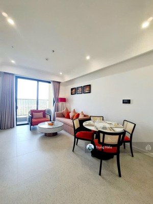 cần bán căn hộ 2 phòng ngủ hillside phú quốc diện tích thông thuỷ 71,2m2, full đồ, giá tốt.