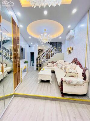 Nhà Đẹp Ngõ Ô Tô Trường Chinh, Thanh Xuân 49/52m, 5 tầng, mt 3,5m, giá 14.2 tỷ.