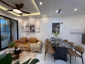 bán căn hộ sky garden 1 diện tích 88m,nội thất cao cấp