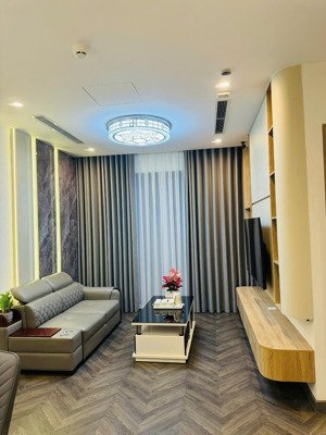 cho thuê ch 2pn, 2wc, 80m2, 10 triệu, tại vinhomes sky park, bắc giang