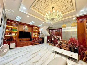 cực hiếm! nhà ngang khủng 8,88m- dt 157m2 - 3 tầng ngay bình thọ có sân ô tô tk cổ điển giá 17 tỷ