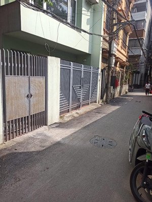 lạc long quân 58m 4t mt4m. 15.5 tỷ ô tô đỗ cửa vào nhà - kd