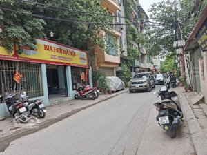 siêu hiếm mặt tiền khủng ô tô tránh vừa ở vừa kinh doanh - kim đồng 130 m , mt 7 m , giá 30 tỷ