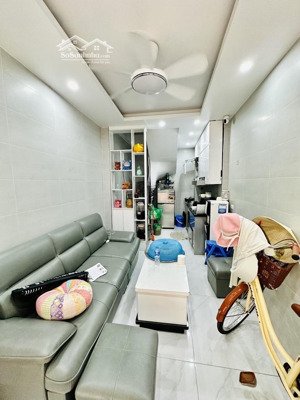 phúc xá - cách nhà ra phố - ngõ thông kinh doanh đỉnh - 15m2...5tầng...nhỉnh 5tỷ