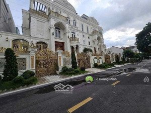bán mấy lô đất ngang 10m. khu biệt thự phú nhuận. lê thị riêng