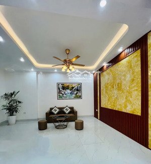 lô góc 2 thoáng , ngõ nông rộng , 40m ra mặt phố , ba gác tránh 50m2 + 5 tầng full nội thất .