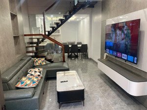 bán nhà mới 4 tầng, vị trí đẹp, 20m ra mặt phố đàm quang trung, ô tô, giá 8.1 tỷ