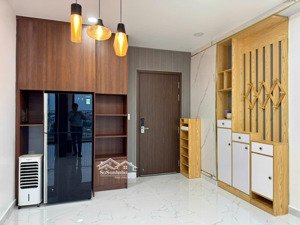căn hộ 96,5m2 đầy đủ nội thất, hưởng thụ nội khu 5 sao. khách chỉ cần xách vali vào ở liền