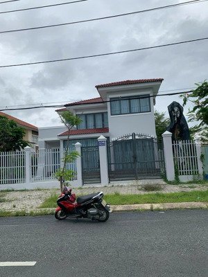 bán lô đất 2 mt (mt lương văn nho) lô đất đang trào đoán đầu tư phát triển lâu dài