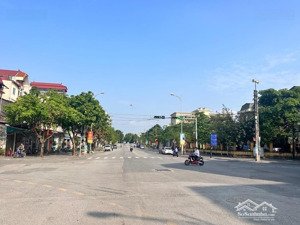 bán đất phố ngô gia tự, dt35m2, mt5m, mặt ngõ to, 20m ra mặt phố, ôtô tải vào tận cửa, giá hơn 5 tỷ