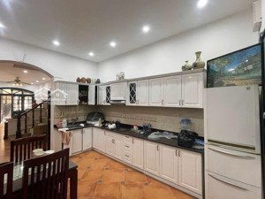 bán gấp 18 tỷ - 55m2x5 tầng - phố tố hữu - ô tô cất gara - mặt tiền 4,3m - sổ vuông vắn