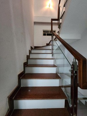 nhà đẹp giá xinh vị trí khỏi chê! hoàng hoa thám - tân bình gần k300 hẻm xe hơi .