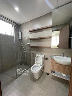 căn góc vip 108m2 , 2 mặt view và ban công thoáng chính chủ nhà bán nhanh trong tháng