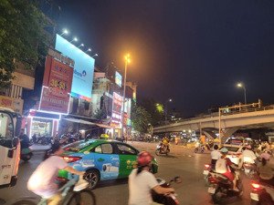 bán nhà mặt phố lò đúc hai bà trưng giá, 26 tỷ, 40m2, chính chủ giá có thương lượng