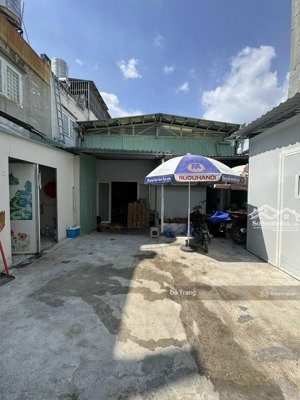 nhà kho đường tô ngọc vân- 8x38m
