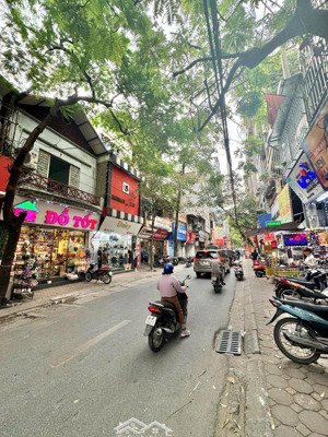 nhà mặt phố doãn kế thiện, vỉa hè ô tô tránh kinh doanh, giá: 23. tỷ, lh: 