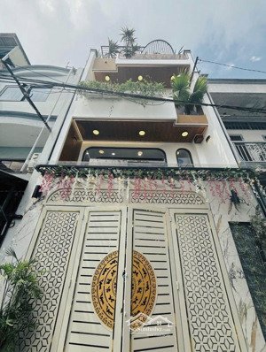 bán gấp nhà p.11 q.6 3pn, 3wc hẻm 5m, cách mt hậu giang 30m 3.25 tỷ