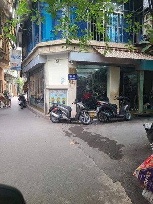 khu vip quan nhân 6 tầng 10 phòng dòng tiền ổn định