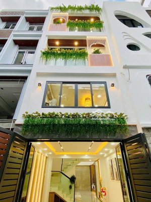 siêu phẩm duy nhất căn nhà 42m2 giá 2tỷ190 triệu đường nguyễn thiện thuật quận 3. hẻm xe hơi 6m