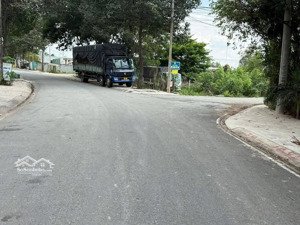 đất mặt tiền dx 065 định hoà tdm; dt 6x43m giá hơn 16tr/m2; đường nhựa thông; gần trung tâm tp mới