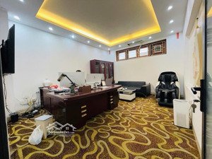 biệt thự lê quang đạo - vỉa hè oto - full nội thất ý - thang máy - kinh doanh đỉnh - 72m- giá 27 tỷ
