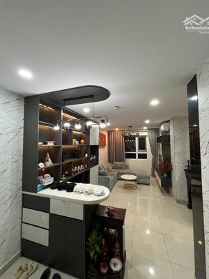 siêu phẩm lớn tại topaz elite toà aeon 95m2 3 phòng ngủ 4tỷ620 tặng nội thất xịn