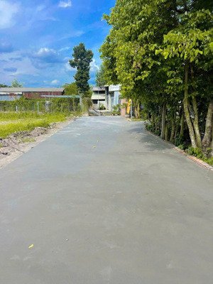 chủ bán gấp lô đất đẹp ngay giao xứ giang điền 85m2 full thổ cư chỉ 479tr