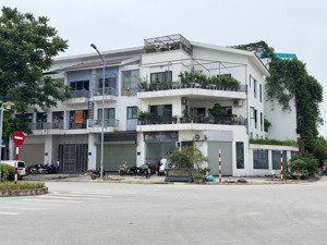 siêu hiếm bán căn liền kề góc 104m2 tại tasco, giá đầu tư, vị trí đẹp, 30m ra đường văn tiến dũng