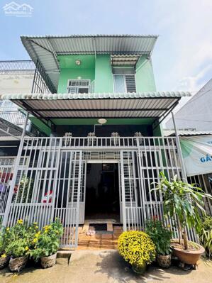 Nhà + dãy Trọ Trục chính hẻm 136 Hoàng Quốc Việt - Cách đường HQV 30m