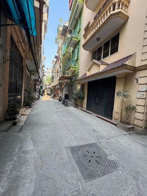 bán nhà phố vọng ô tô vào nhà, lô góc 4 tầng diện tích 42m2 vừa ở vừa kinh doanh nhỉnh 11 tỷ