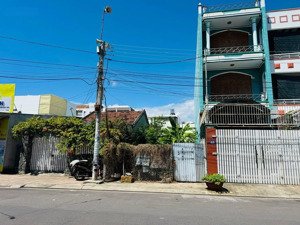 bán lô đất đường phùng hưng, nha trang giá tốt hơn thị trường 10-15 giá chỉ 60triệu/m2