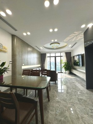 bán nhà dân xây đàm quang trung long biên 50m2, 6 tầng, thang máy, full nội thất, gara, giá tốt