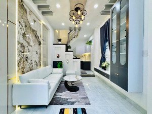 đổi nhà mới cần bán nhà tân hoà đông, 4 x 15, 3 tầng btct, 4 pn, 4 wc, hẻm thông xe hơi tới nhà,