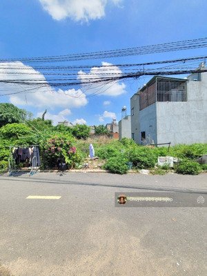 chỉ 1,82 tỷ sở hữu ngay lô đất 117m2 , chủ ngơp bank cần ra gấp. đường rộng 6m. shr sang tên ngay