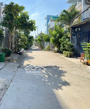 chính chủ bán gấp lô đất ngay hiệp bình chánh giá 1tỷ650tr dt 75m2 shr, gần gigamall thủ đức