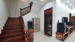 song lập 200m giá rẻ hơn thô. vị trí cực đẹp. gần mặt sông , công viên , bể bơi trong nhà