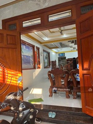 bán nhà hoàn công tại tp dĩ an bình dương gần làng đại học tttm dịch vụ dt 98m2