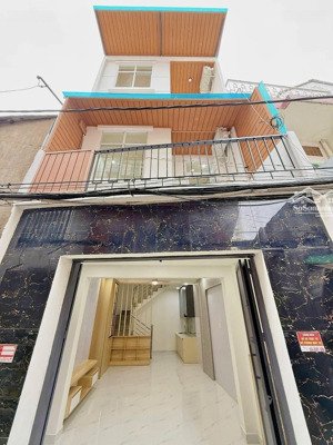 nhà 1 trệt 2 lầu (3pn) - hẻm xe 3 gác - âu cơ - dt: 4 x 8.6 (35m2) nhỉnh 4 t