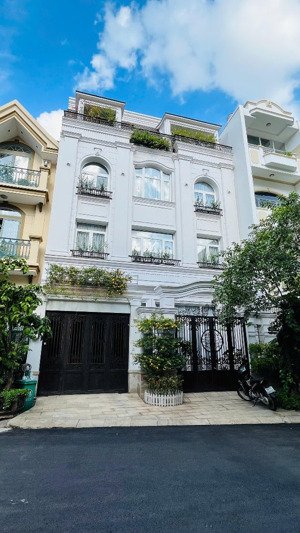 biệt thự thông minh, 4 tầng, thang máy, lam sơn, q.pn. dt 9x20m-168m2. thu nhập 130tr. giá 36 tỷ tl