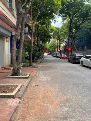 bán nhà siêu hiếm kđt đại kim - hoàng mai - phân lô - ô tô tránh. dt 68m2 x 5 tầng. giá 17.9 tỷ