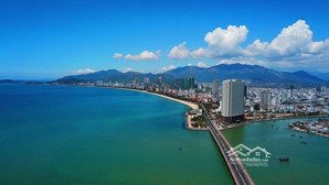 hàng hiếm duy nhất 1 căn góc view biển cầu trần phú mường thanh khánh hoà