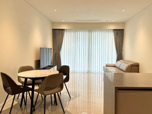 cho thuê 2pn 2wc layout rộng nhất 94m2, view hồ bơi, cầu ba son giá 45tr/tháng, full nội thất.