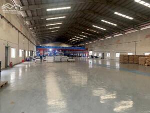 Bán xưởng SX 5000m2 trong KCN Đức Hoà Hạ, Đức Hoà, Long An, giá ngộp