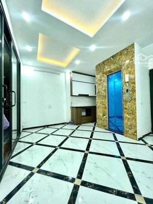 bán nhà võ thị sáu thang máy 2 thoáng chưa đến 8 tỷ