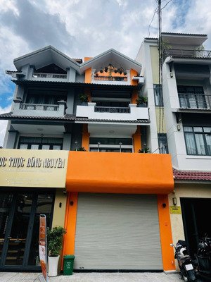 cực sốc! cần bán gấp mt đường 379, q9 dt: 11x24m dt: 344m2 sẵn 4t giá rẻ nhất khu chỉ 18,5 tỷ