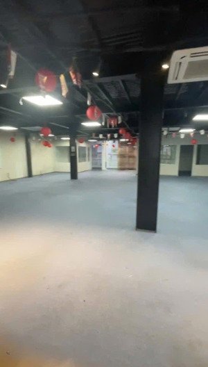 cho thuê các sản phẩm mặt tiền đường 2 tháng 9 , ngang 12m , 10m , 7m5 , thang máy , gọi văn phú