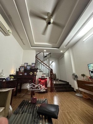 chỉ 16 tỷ tl 52m2 ( 4 x 13m ) 3 tầng hẻm 6m cách mặt tiền 15m - khu vip q5 nguyễn văn cừ