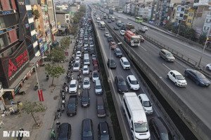 hiếm mặt đường nguyễn xiển , lô góc , mặt tiền đẹp nhất khu 5,8m * 11m