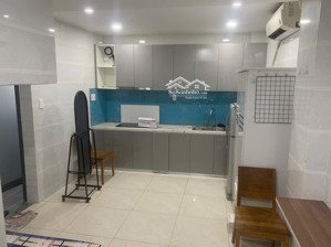 chính chủ choa thuê phòng nội thất đẩy đủ cách mạng tháng tám- 20m2 chỉ 3,8 triệu /th