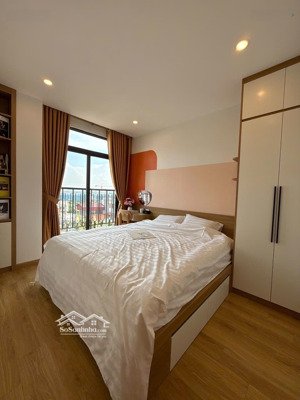 trống lại căn hộ 2pn 2wc balcony full nội thất cao cấp gần cv 23/9, bùi viện, takashimaya,bến thành